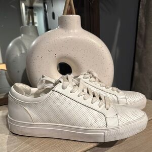 White Minimalist Low-Top Sneakers